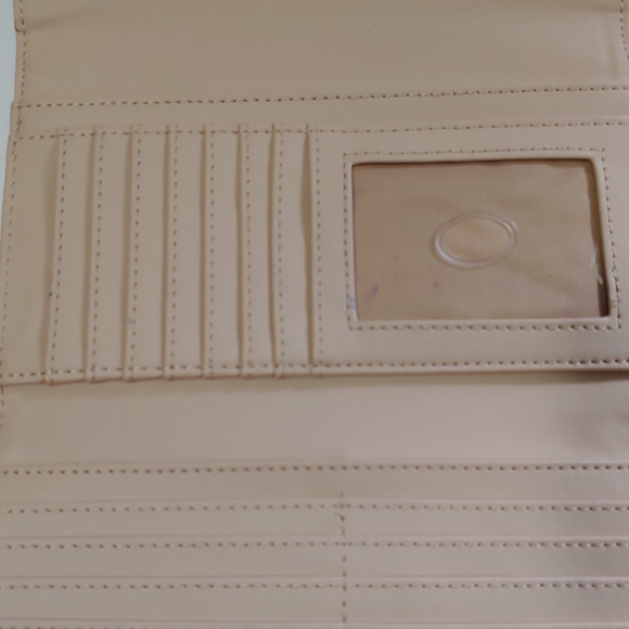 GUESS Color Block Trifold Wallet - Picture 6 of 8